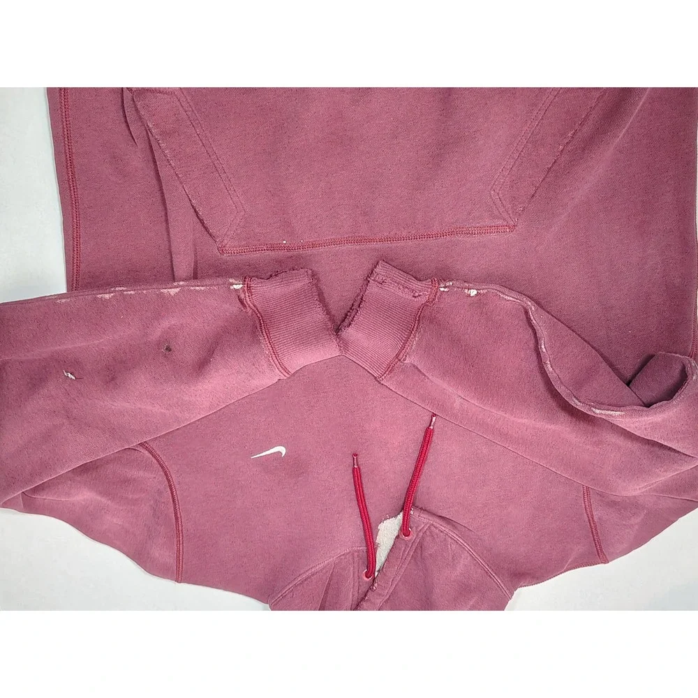 Nike Better‎ World Mens L Maroon Distressed Pullover Hoodie Swoosh Logo Burgundy